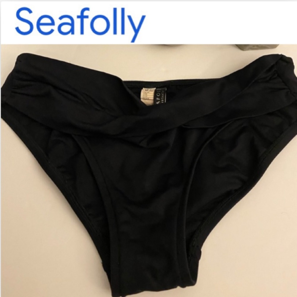 Seafolly size 8 Bikini bottom. US 4